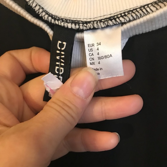 Size medium color block sheet top - Picture 2 of 2